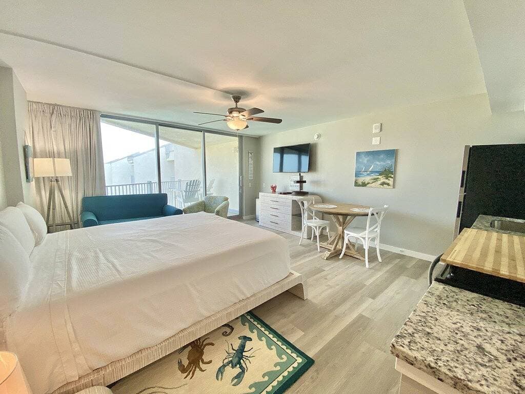 Foto 6 von 16: Sandcastle Condominium Unit 526