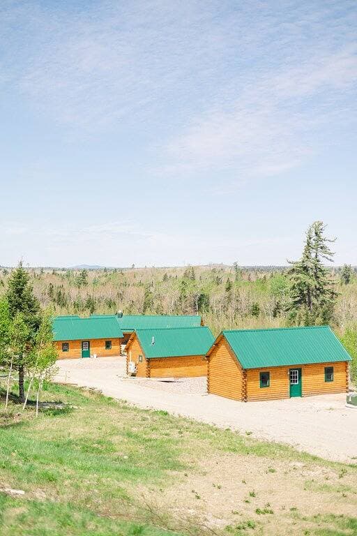 #35 - Flagpole View Cabins - King Cabin 1