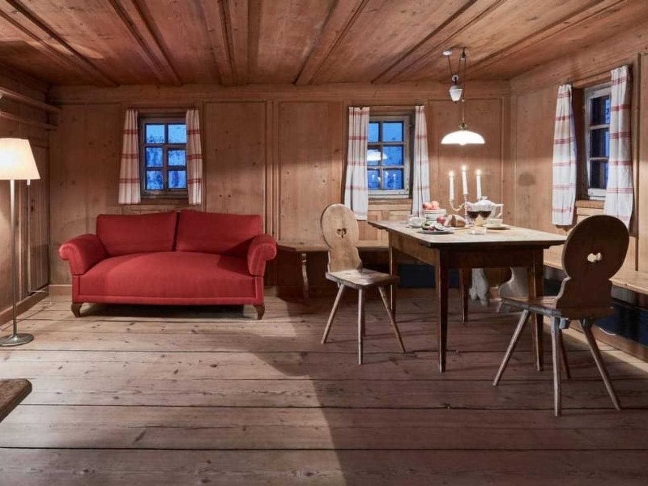 Foto 3 von 14: Nüw Hus