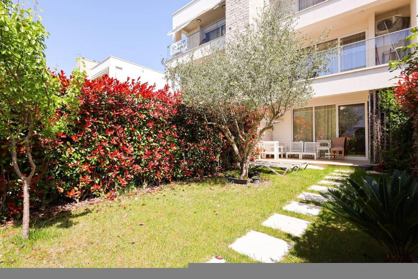 Foto 13 von 23: Ground-Floor Apartment, Private Garden