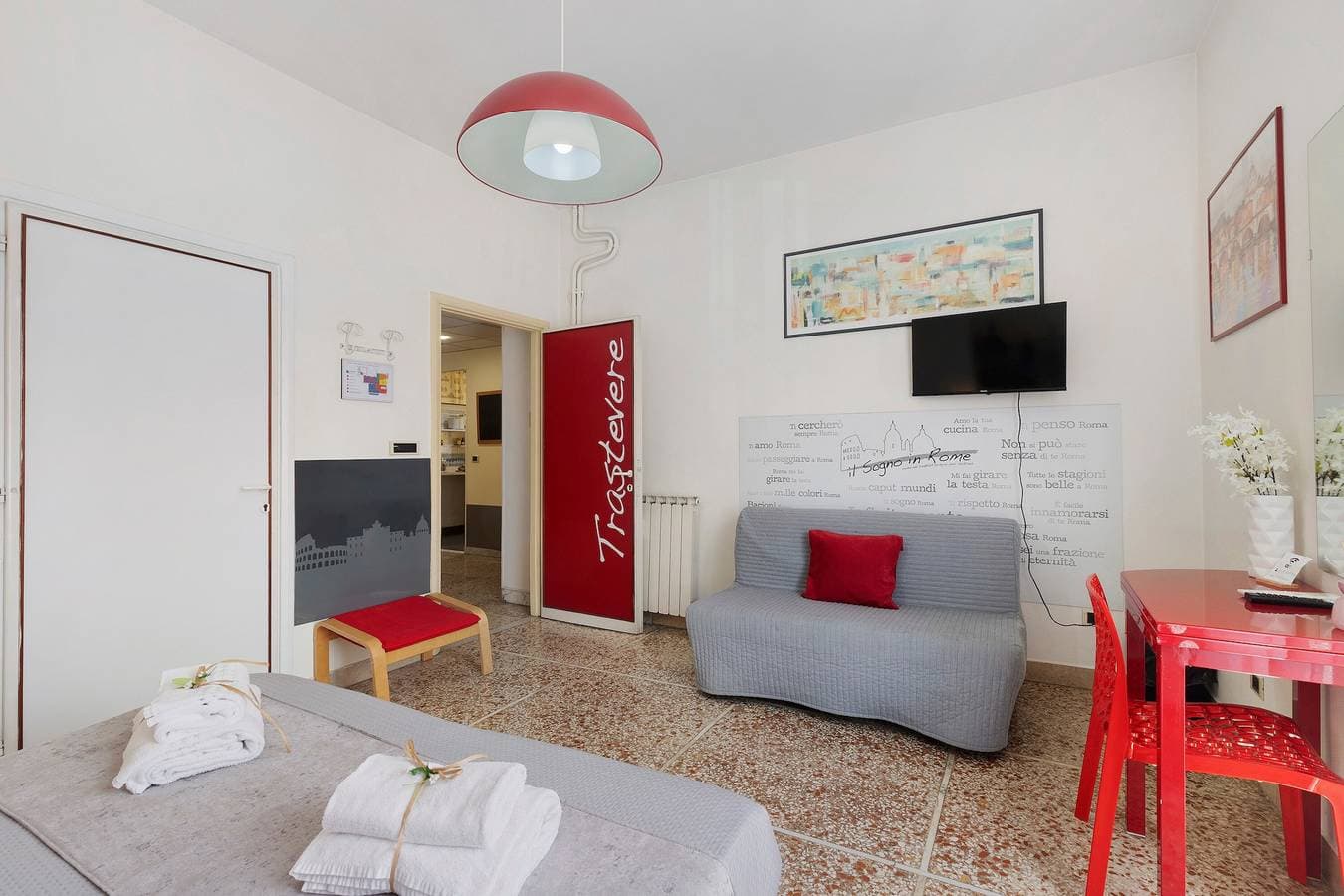 Foto 9 von 14: Zimmer 'Camera Tripla - Trastevere' mit WLAN und Klimaanlage