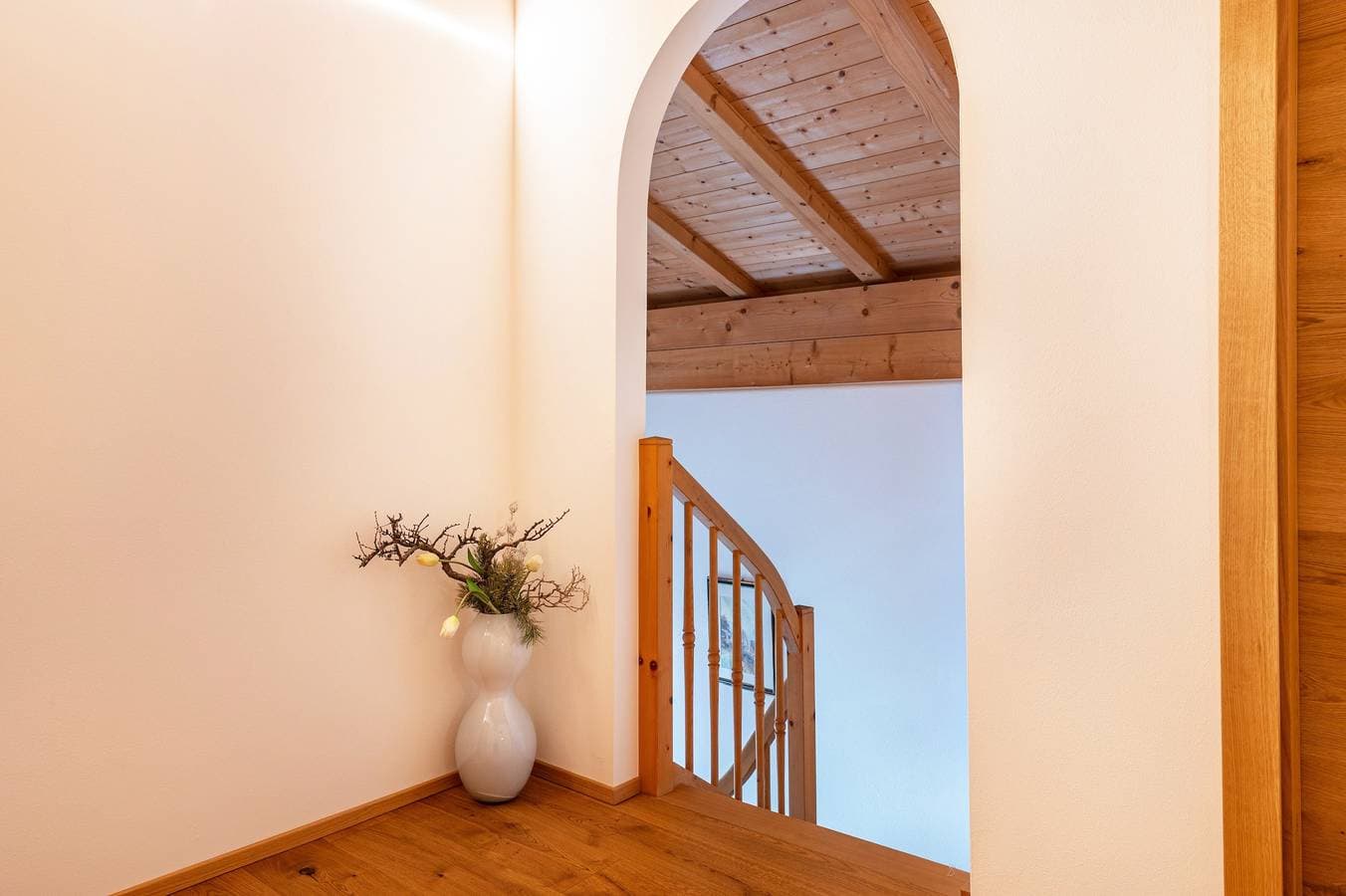 Foto 9 von 28: Ferienwohnung "Schreiberhof Charme" mit Bergblick, Gemeinschaftsgarten und WLAN