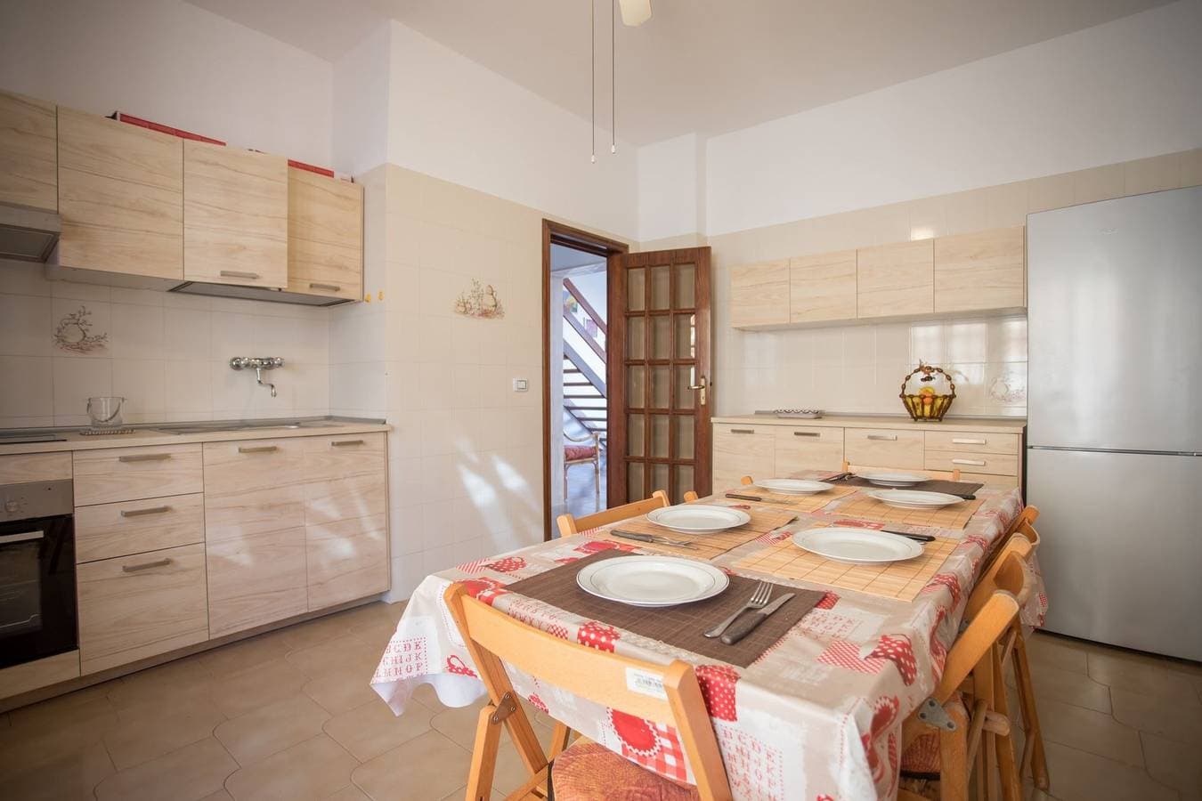 Foto 10 von 33: Villa für 9 Personen mit Balkon