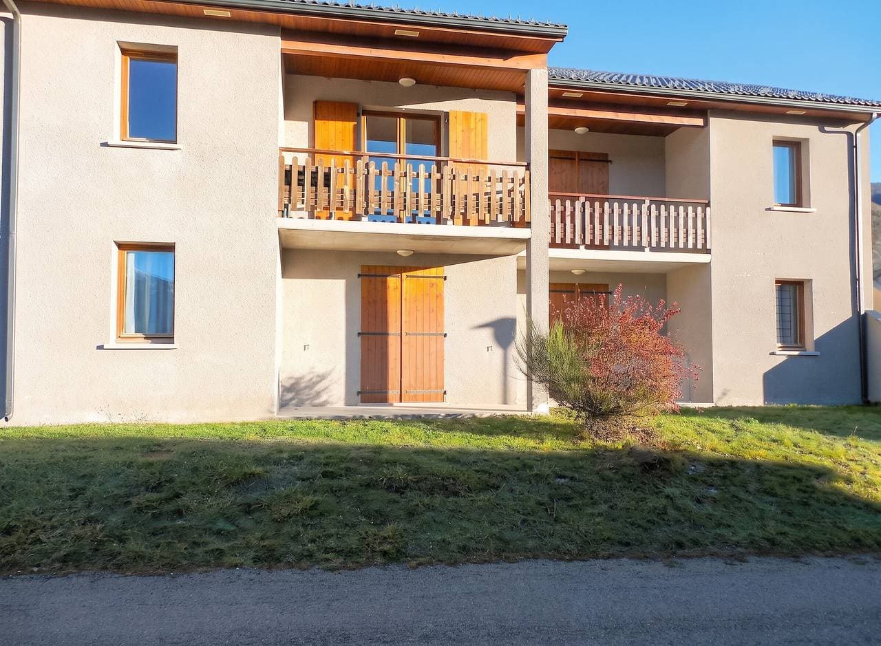 Foto 6 von 35: Gemütliche Wohnung in Ignaux, 31 m² mit Pool
