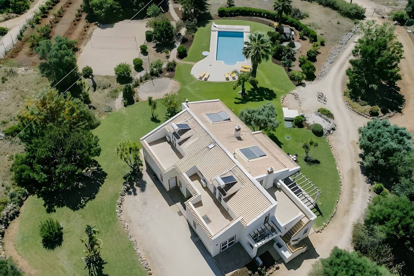 Foto 2 von 30: Magnólia – Exklusive Villa mit beheiztem Pool, Spa & Naturblick nahe Strand und Golf