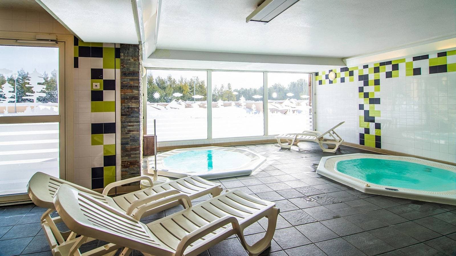 Foto 12 von 32: Studio für 2 Personen mit Whirlpool