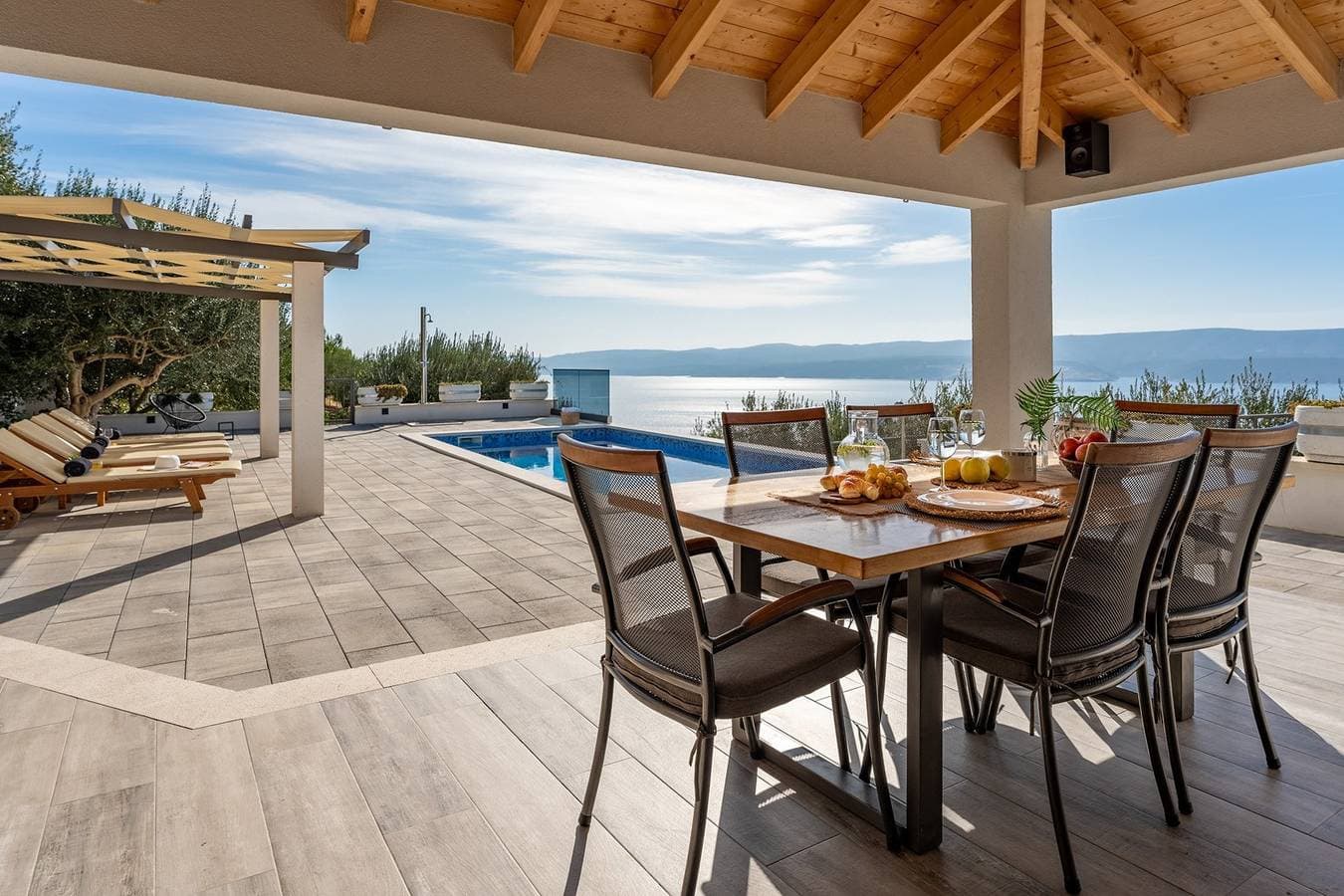 Foto 4 von 50: Villa Dream mit privatem Pool, 2 Schlafzimmer mit en-suite Badezimmern, Meerblick