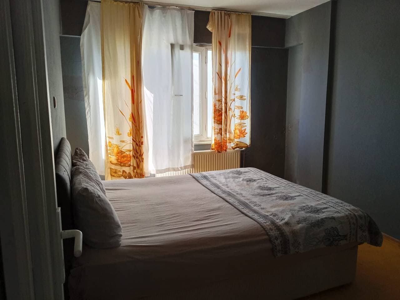 Foto 3 von 14: Apartment mit 4 Schlafzimmern, Flussblick, Garten und 24-Stunden-Self-Check-in