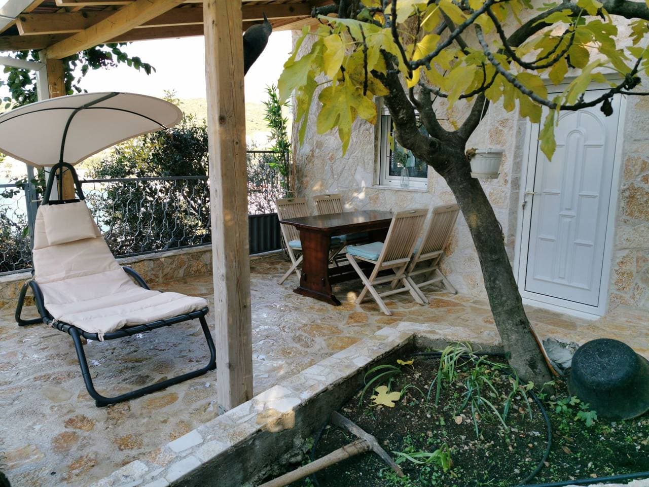 Foto 5 von 38: Schönes Apartment mit Whirlpool, Grill und Garten