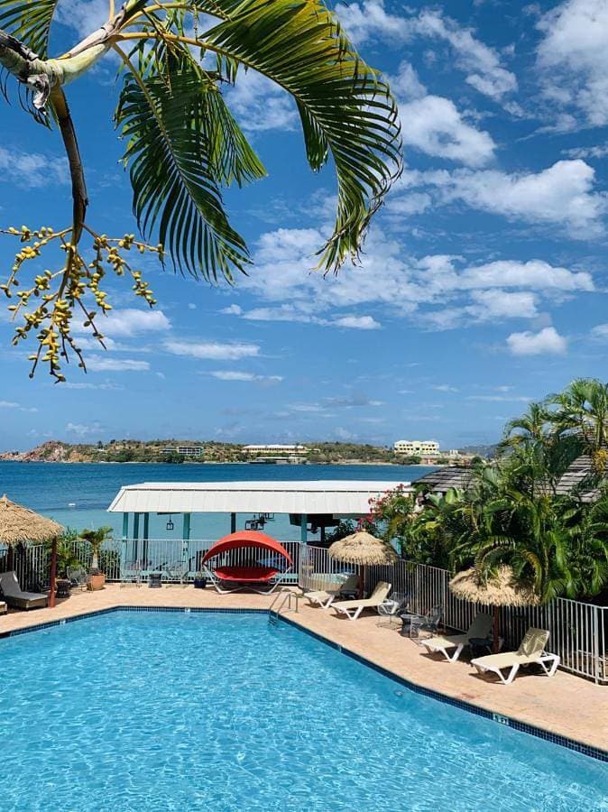 Foto 5 von 10: Beachfront Premium King Room