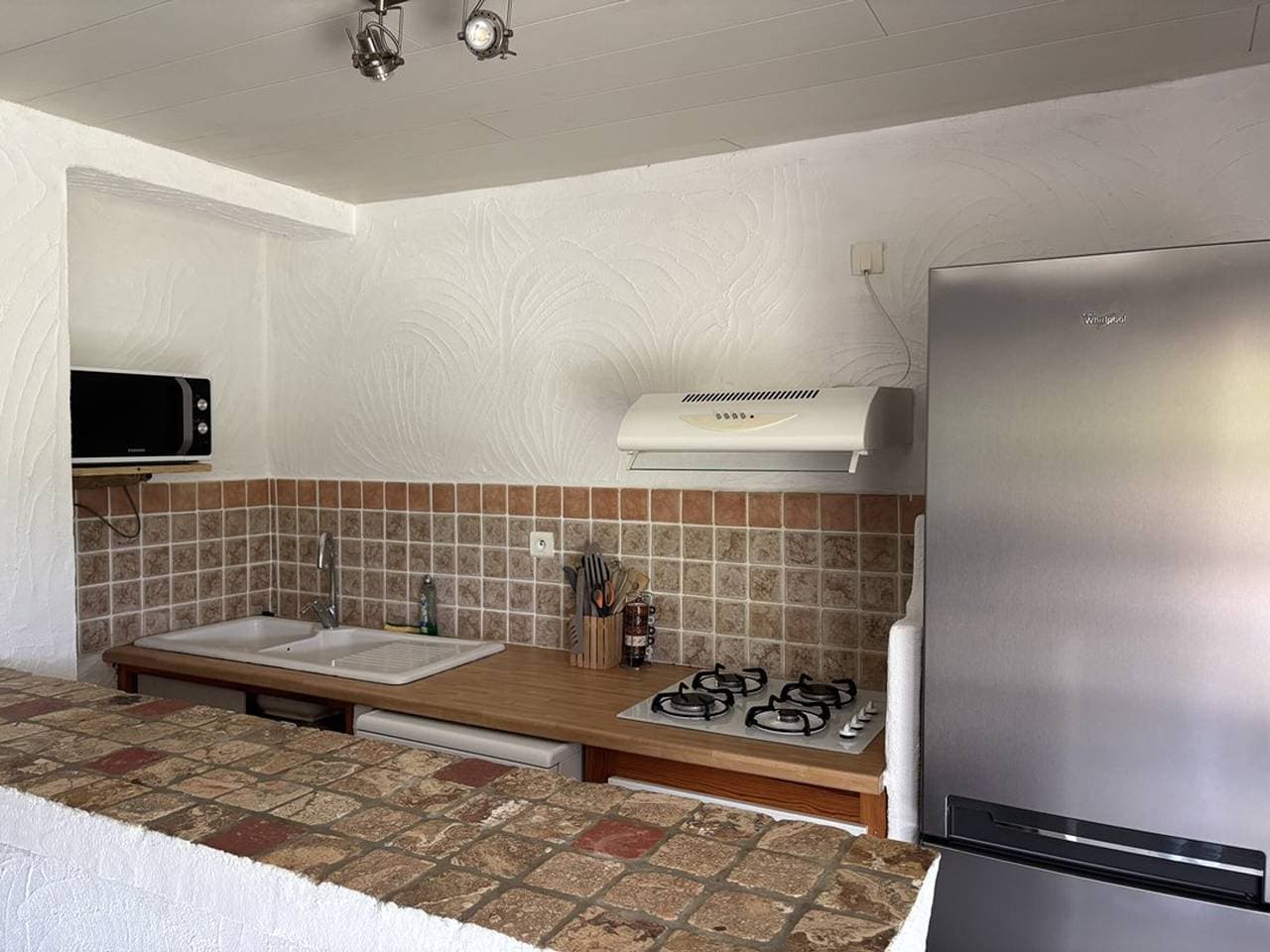Foto 8 von 16: F3 Wohnung mit Pool und Meerblick in Fautea