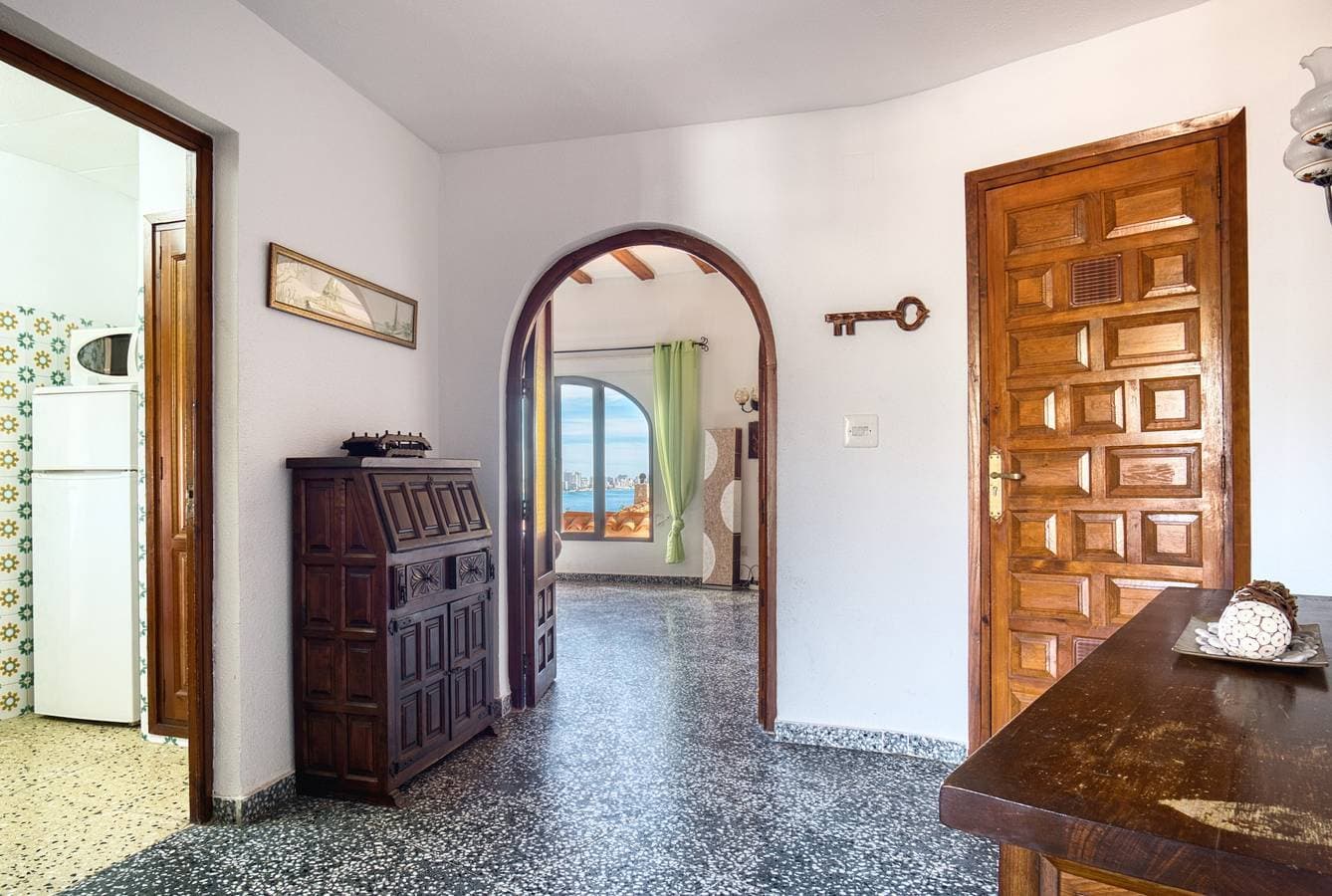 Foto 7 von 34: Villa "Bodine" mit Meerblick, Gemeinschaftspool & WLAN