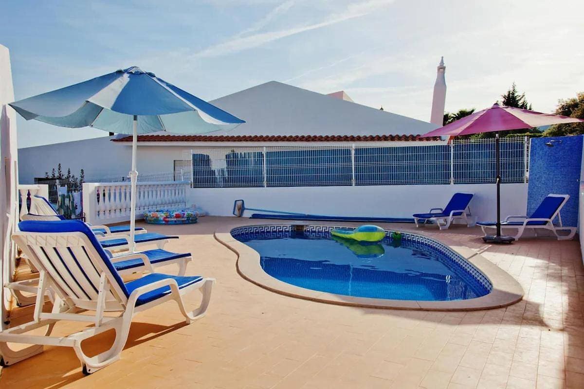 Foto 4 von 23: Villa with Private Pool