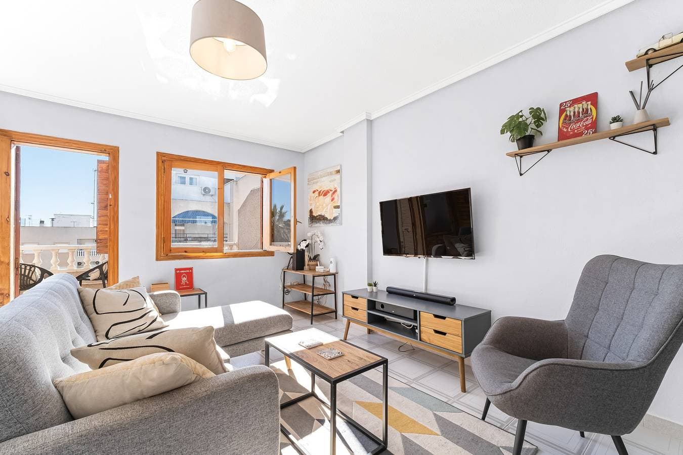 Foto 3 von 28: Apartment 'Torrevieja' mit privater Terrasse, WLAN und Klimaanlage
