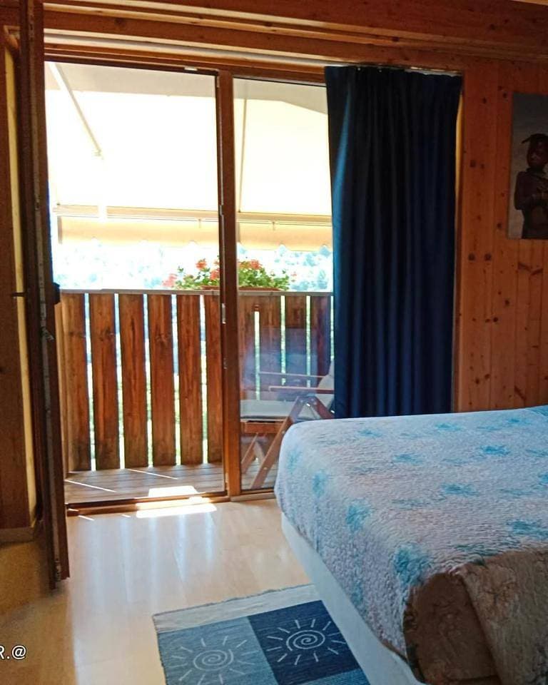 Foto 9 von 15: Double Room with Balcony