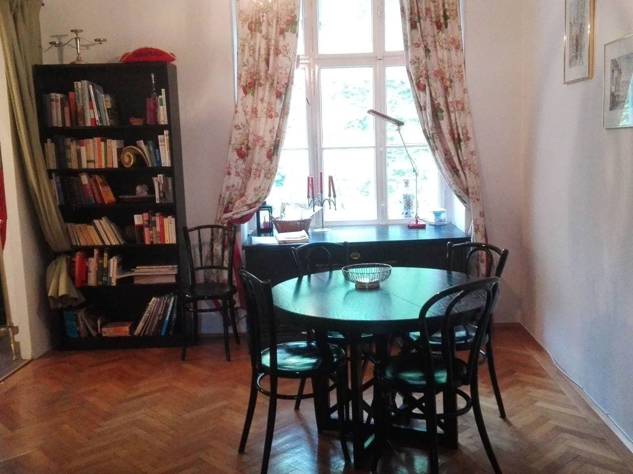 Foto 11 von 16: Wohnung in Hernals mit Garten- und Strassenblick