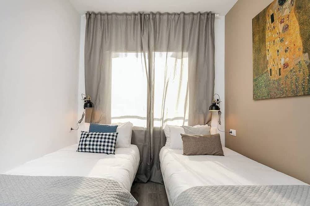 Foto 7 von 25: Elegant and luxurious interior designed apartment, perfect for those who are in search of the finer things in life.