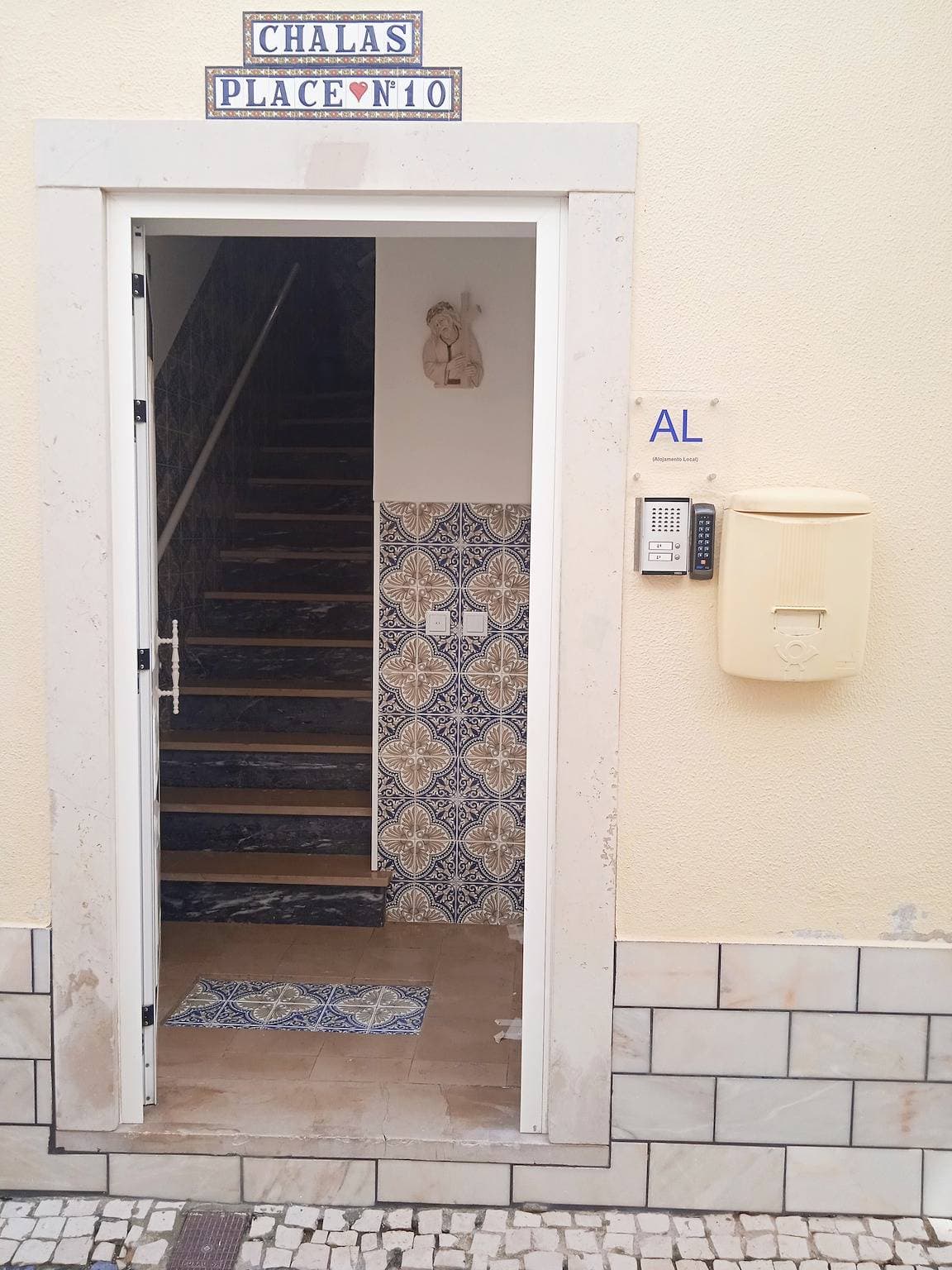 Foto 6 von 39: Ferienwohnung für 6 Personen mit Meerblick