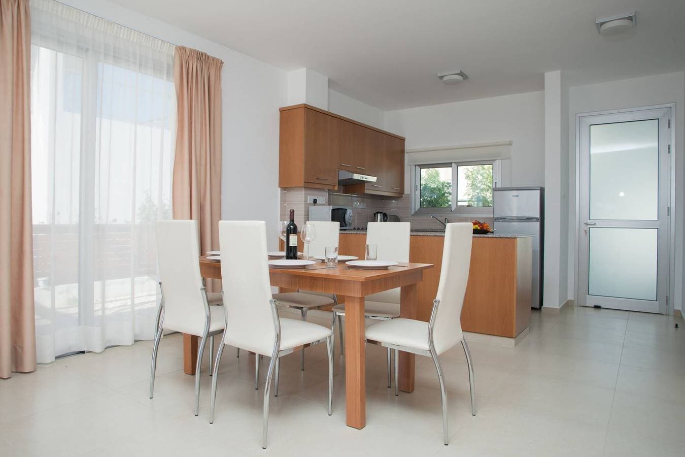 Foto 5 von 26: Great Coral Bay Villa | Villa Coral Bay Epta | 3 Bedrooms | Private Pool