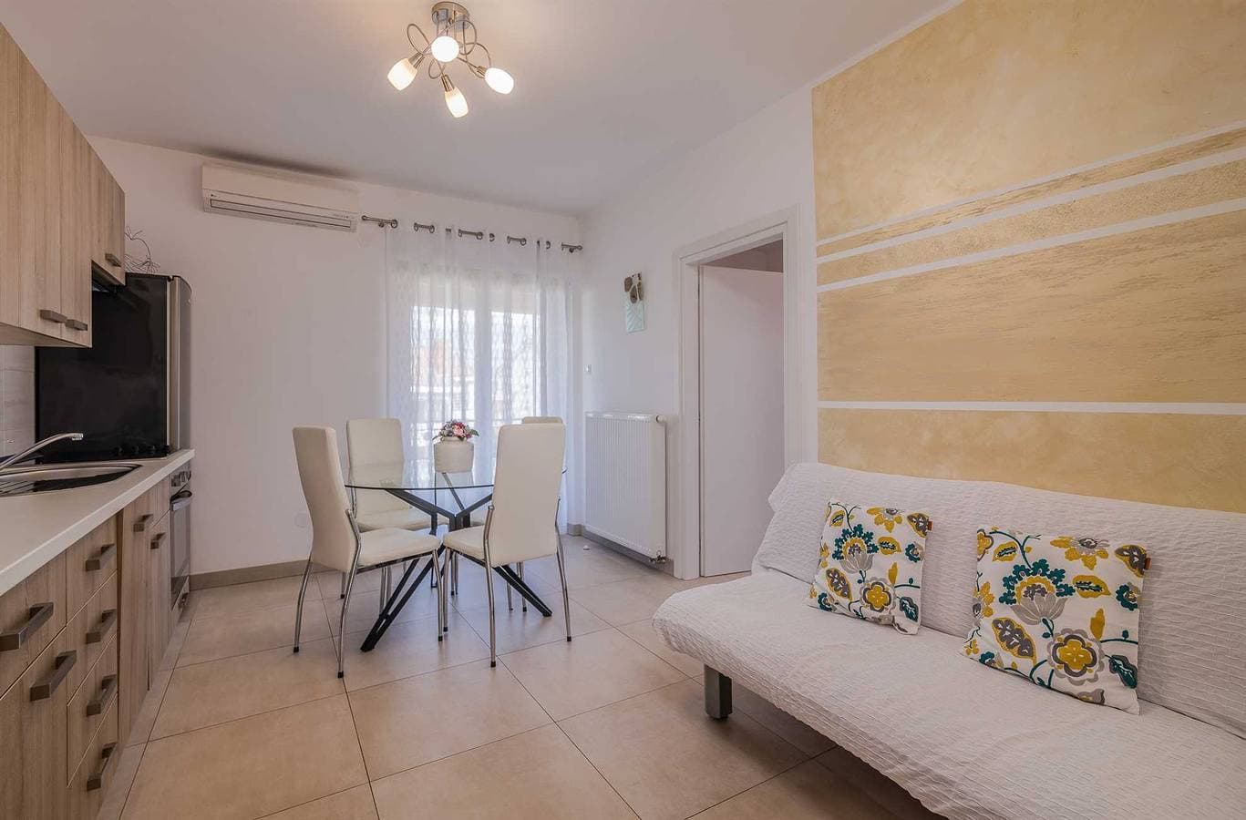 Foto 6 von 21: Apartment Prendivoj in der Nähe des Meeres