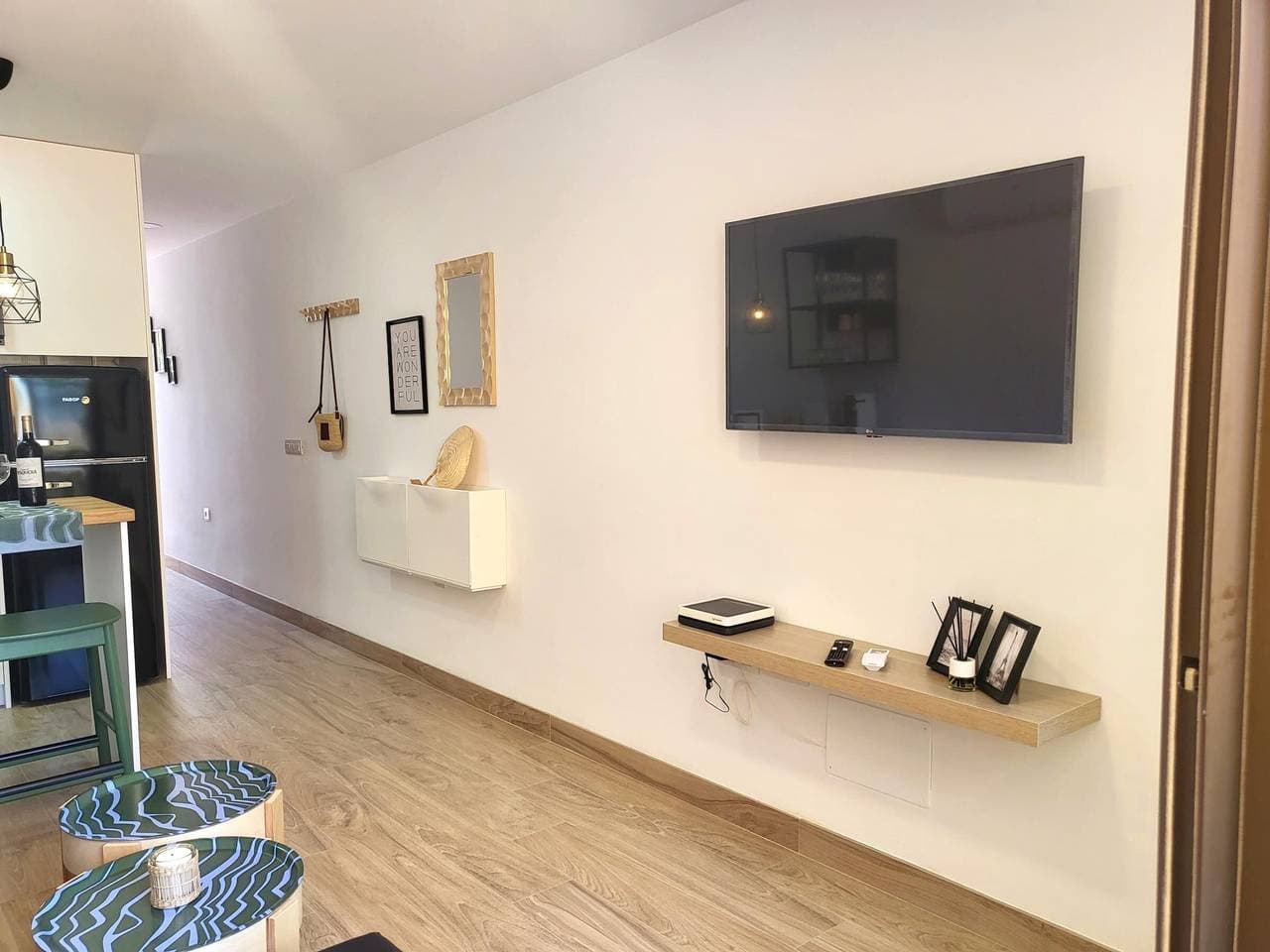 Foto 7 von 25: Moderne Unterkunft mit Pool, Terrasse und Parkplatz in Playa La Arena