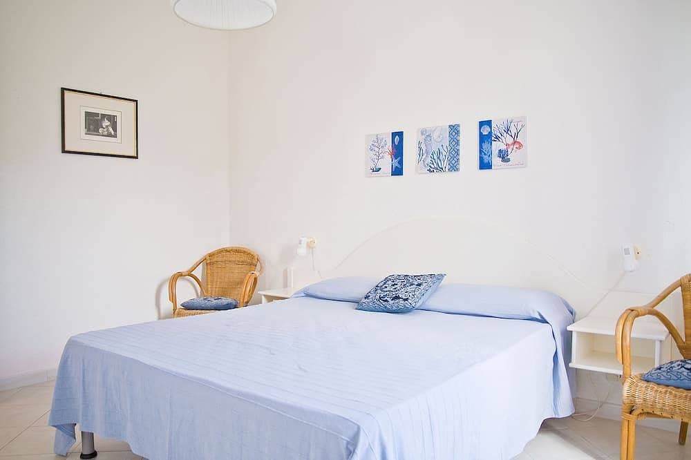 Foto 2 von 30: Fantastic front row villa with breathtaking sea view