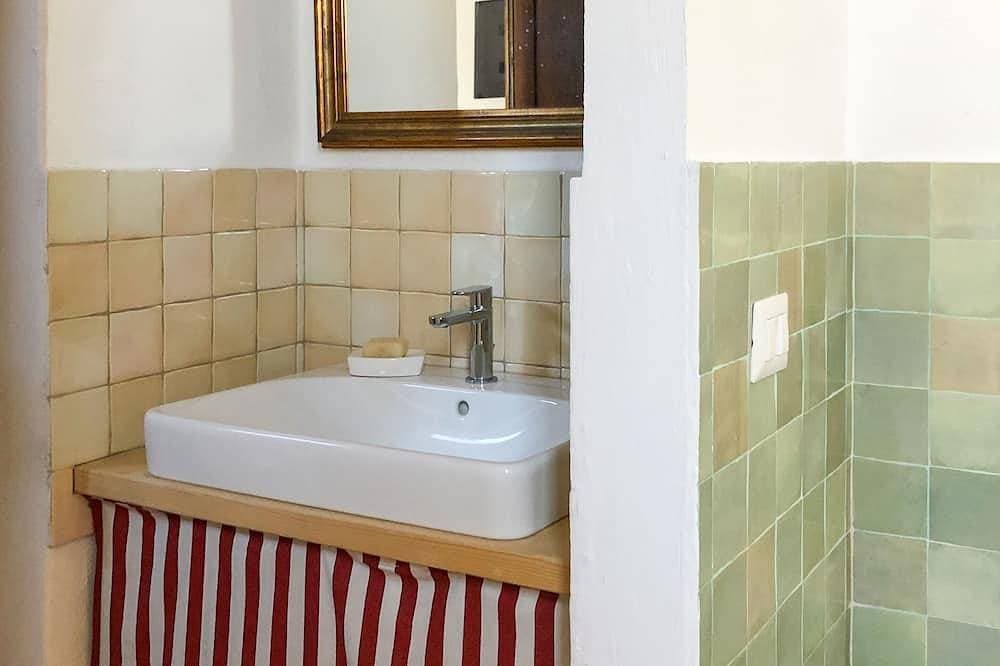 Foto 10 von 30: Beni benius - Zwei Schlafzimmer Wohnung, Schläft 5