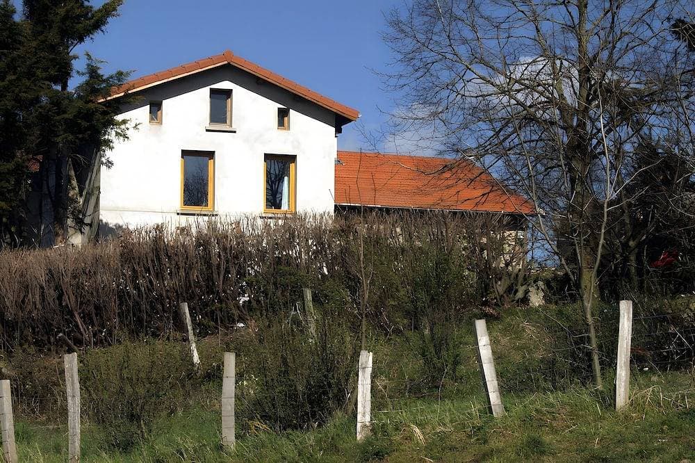Ferienhaus 'Gîte Du Pré Charmant' mit privatem Garten und WLAN 1