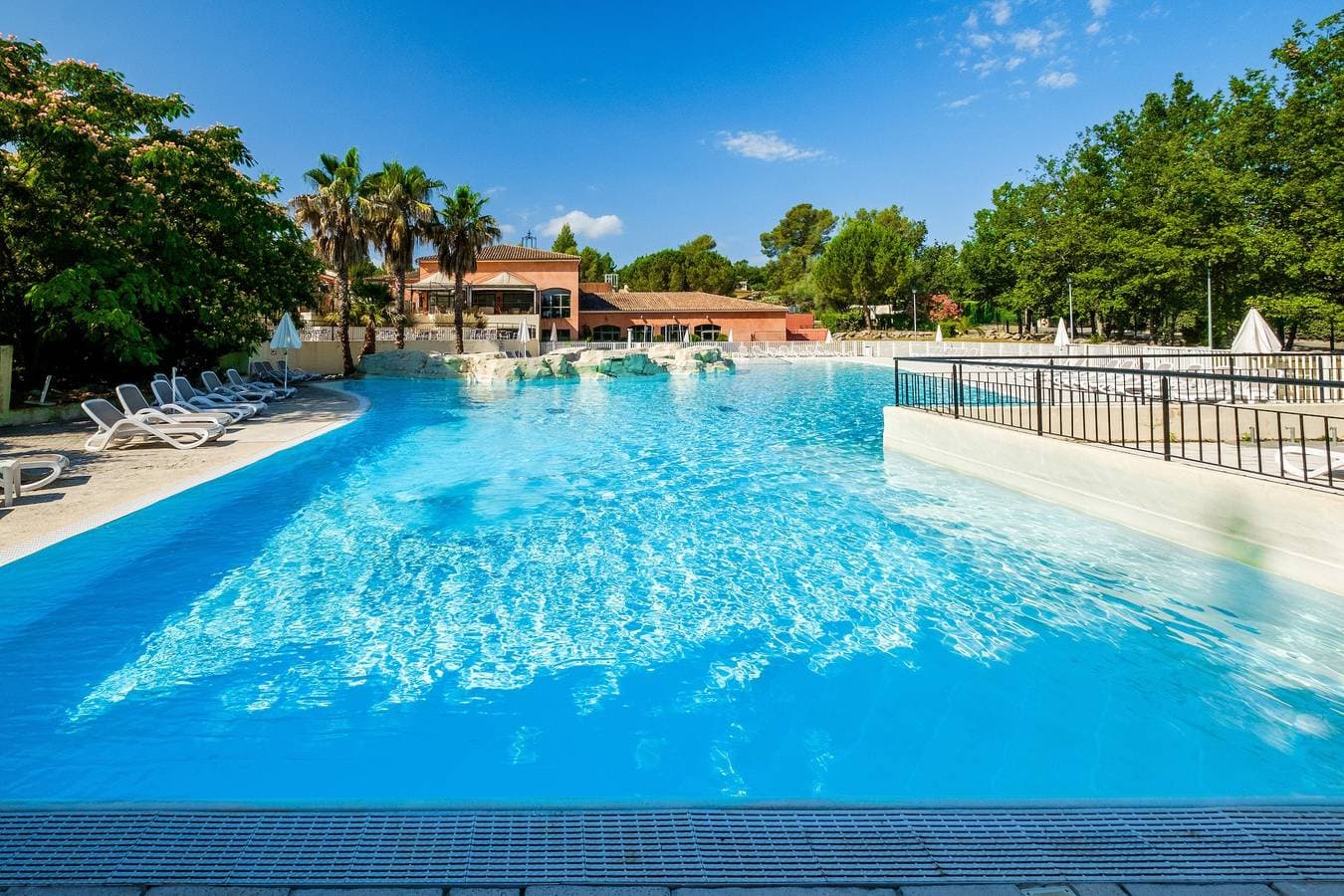 Domaine de Fayence - studio piscine 1