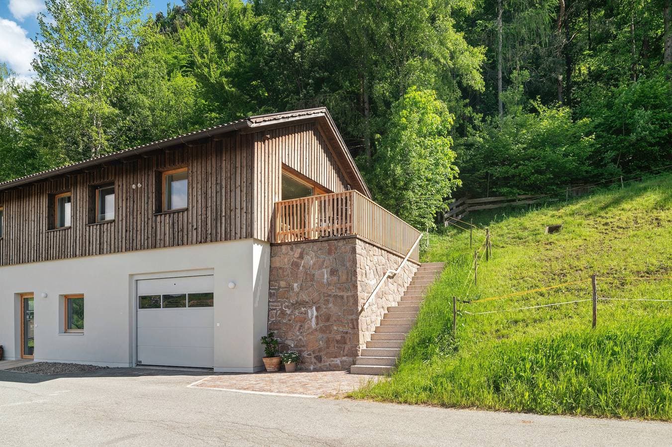Foto 4 von 34: Ferienwohnung 'Franz' mit Bergblick, privater Terrasse und Wi-Fi