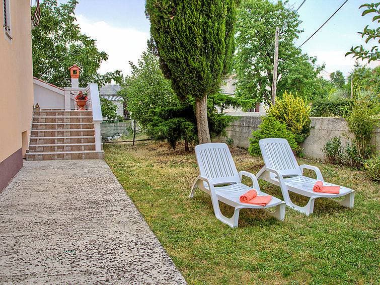 Foto 5 von 25: Ferienwohnung für 6 Personen mit Terrasse