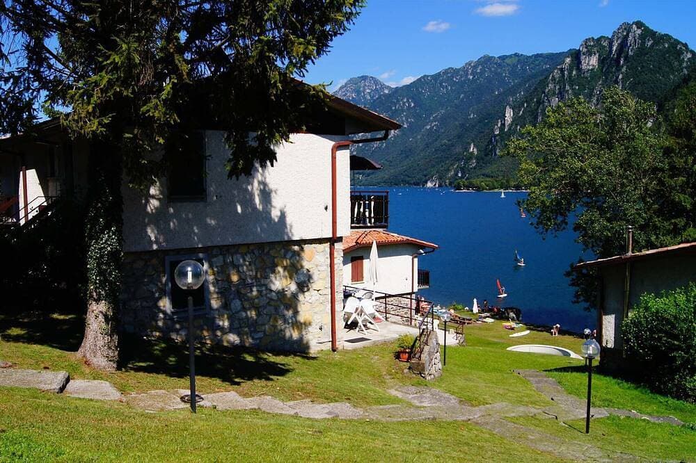 Foto 8 von 30: Directly on the lake with terrace