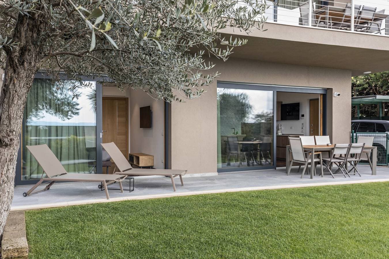 Foto 13 von 26: Ferienwohnung "Bardolino Luxury - Erdgeschoss" mit Seeblick