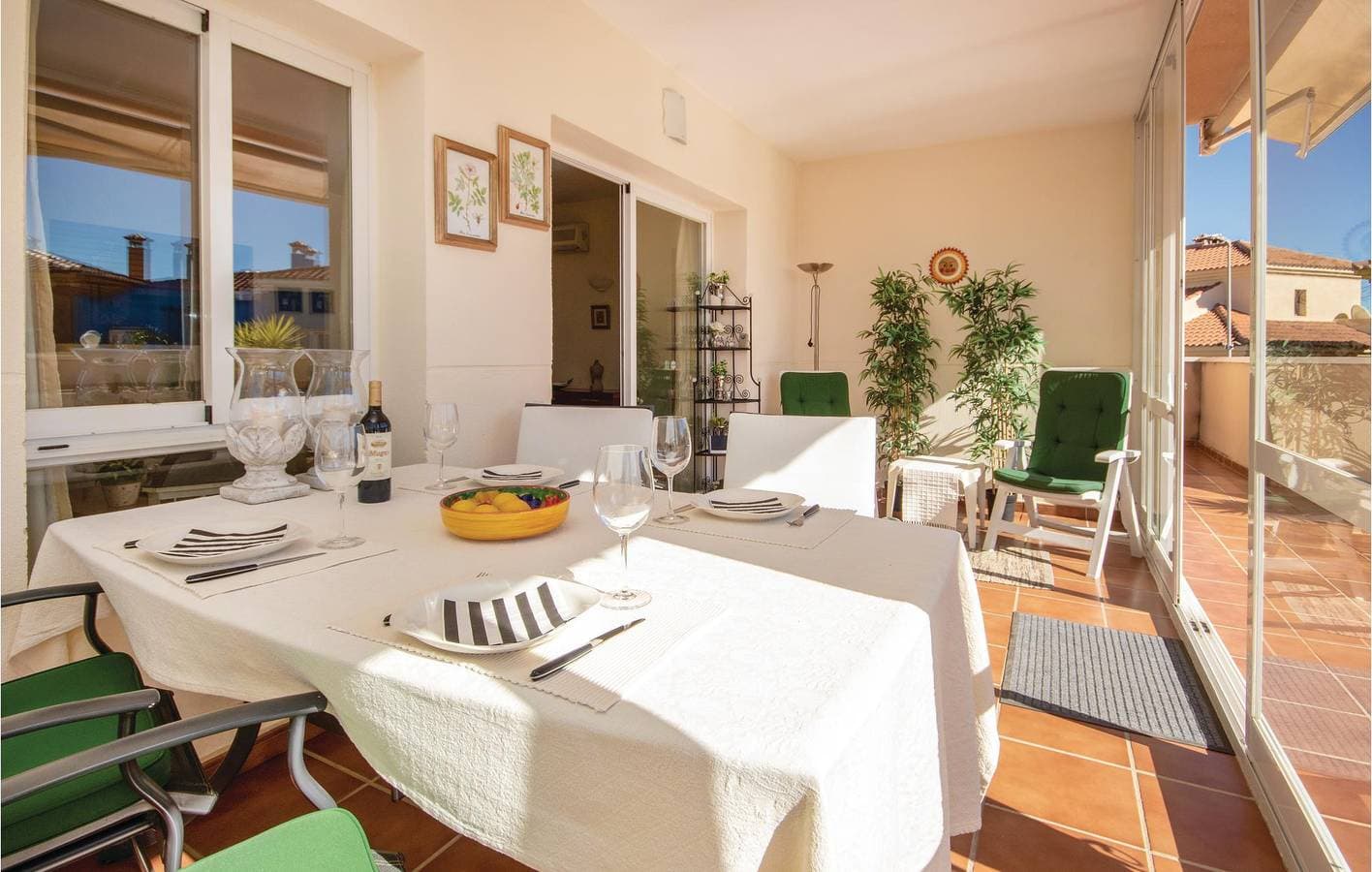Foto 5 von 30: Torreblanca Oase: 80m² mit AC, Pool & Terrasse