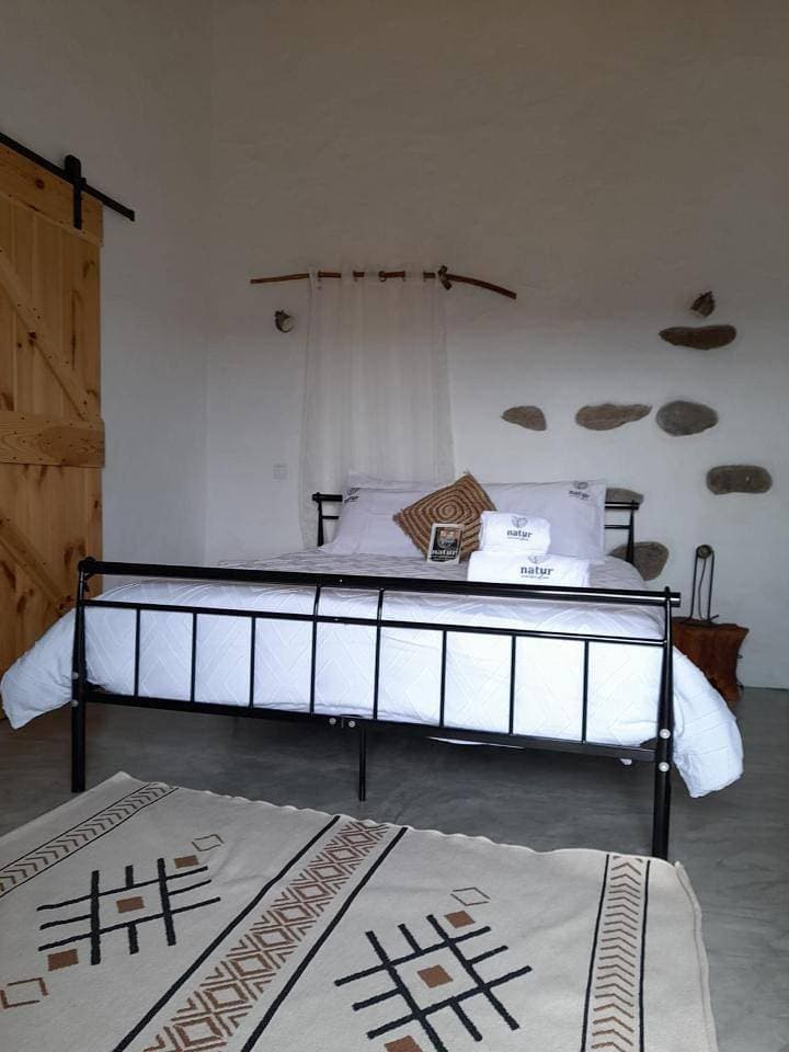 Foto 7 von 13: Double Room with Private Bathroom