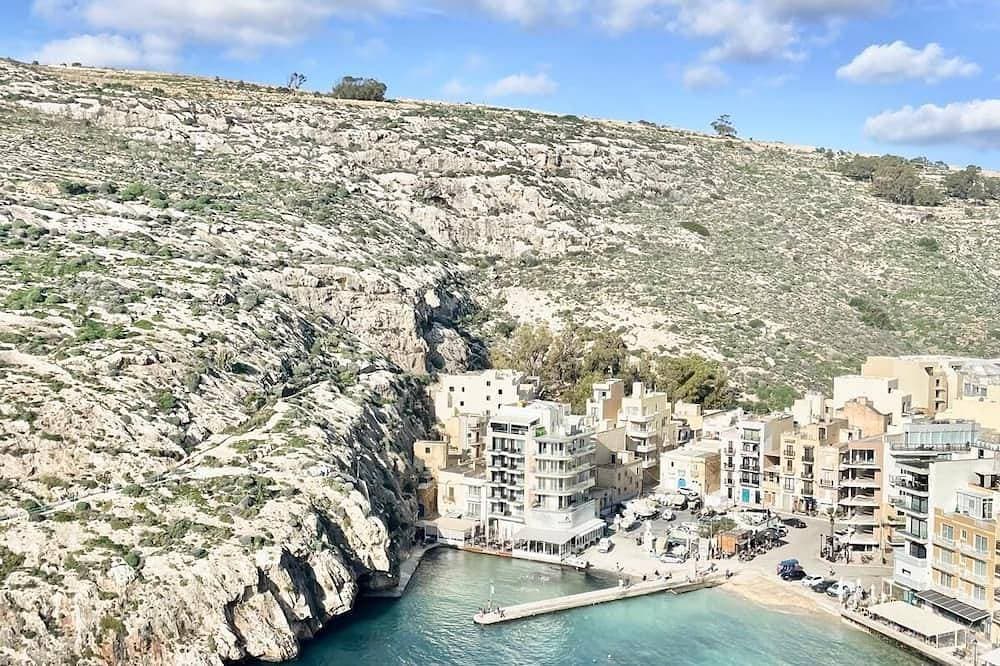 Foto 13 von 23: Xlendi Gozo-Coastal Apartment with Spectacular Views. Free Parking AC and WiFi