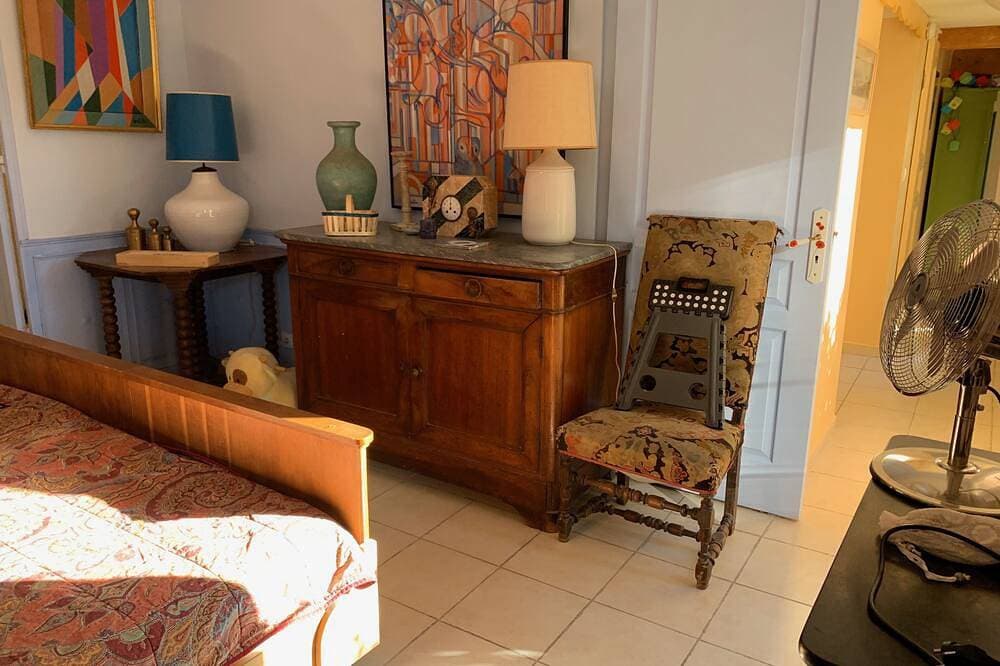 Foto 5 von 30: Provençal Mas · Private Pool · 500m² Garden · 10 min Calanques & Beaches