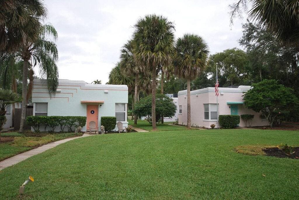 Foto 8 von 11: Lakeside - Lake Davis Art Deco Cottage 1B