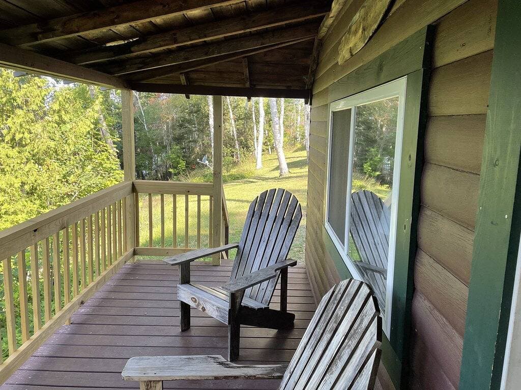 Foto 3 von 19: Lakefront Cabin on Rangeley Lake: Sauna & views