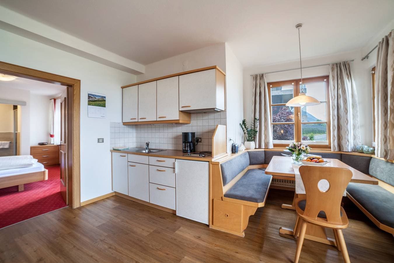 Foto 2 von 21: Ferienwohnung "Laugen Rainegg" mit Bergblick, WLAN, Garten & Balkon