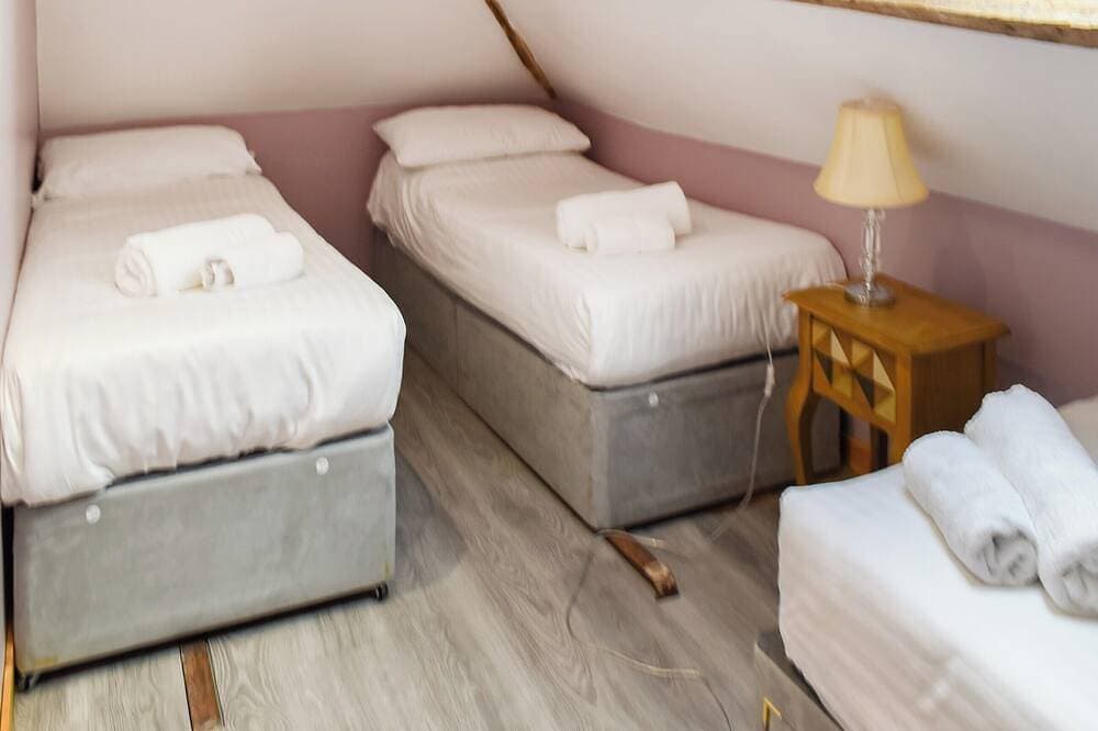 Foto 8 von 30: 6 Schlafzimmer Unterkunft in Dover