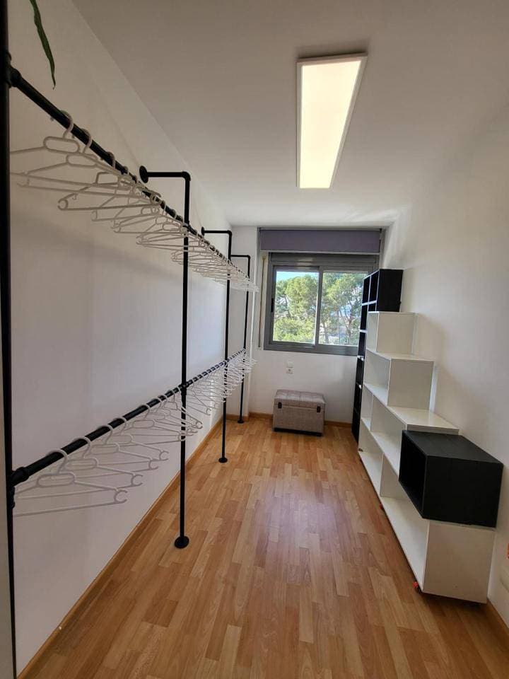 Foto 9 von 29: Two-Bedroom Apartment