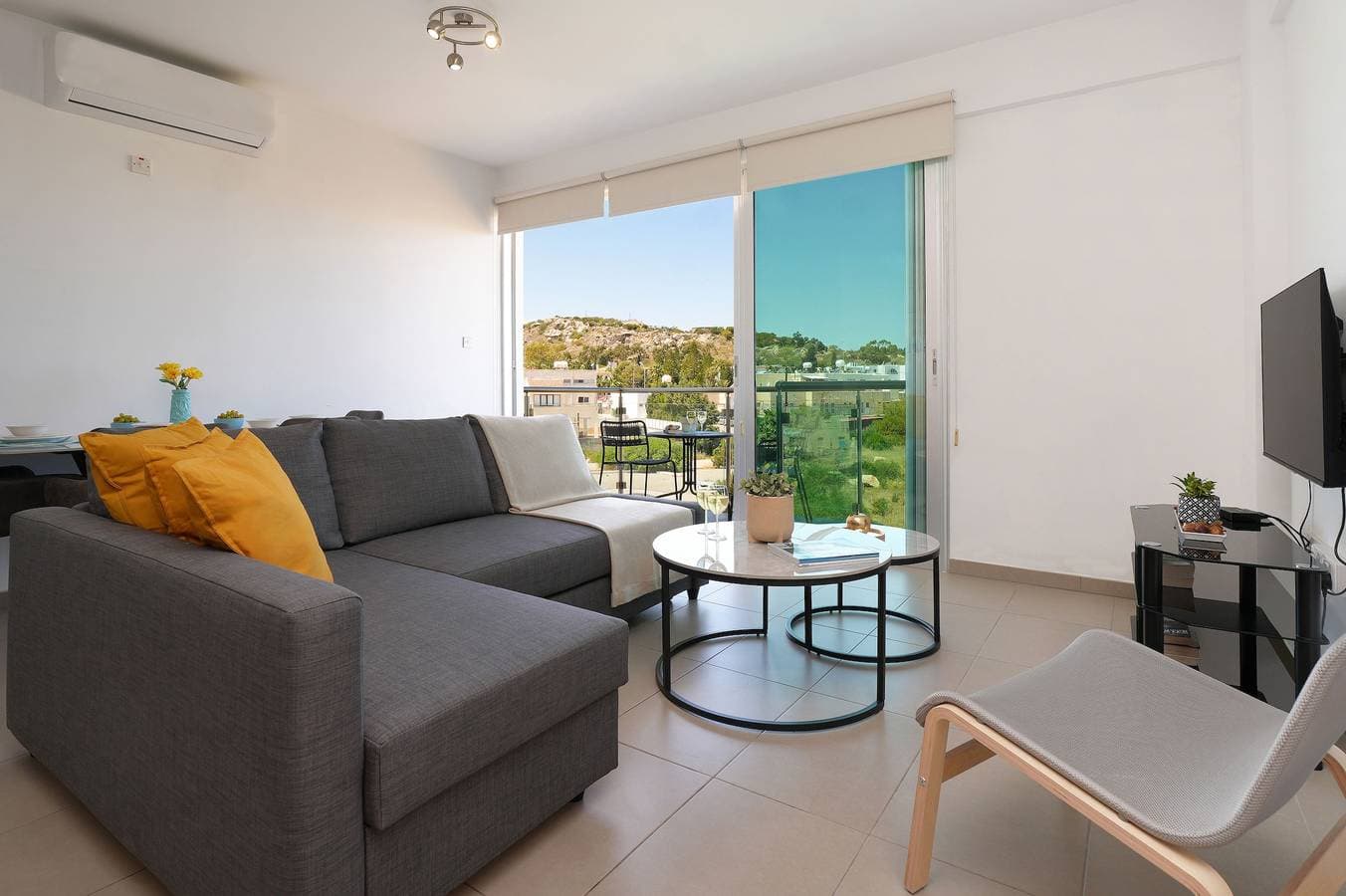 Foto 5 von 34: Ferienwohnung für 5 Personen mit Balkon