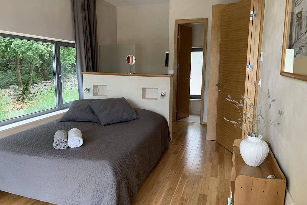 Foto 2 von 30: Zeitgenössische Villa am Meer in Istrien