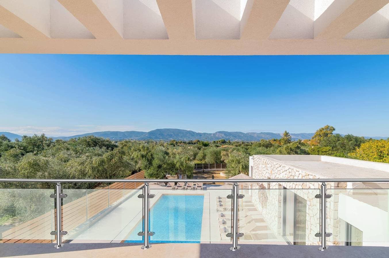 Foto 10 von 25: Villa für 10 Personen mit Garten
