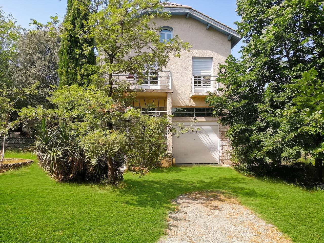 Foto 1 von 12: Charmantes Haus in Sisteron mit Terrasse und Garten
