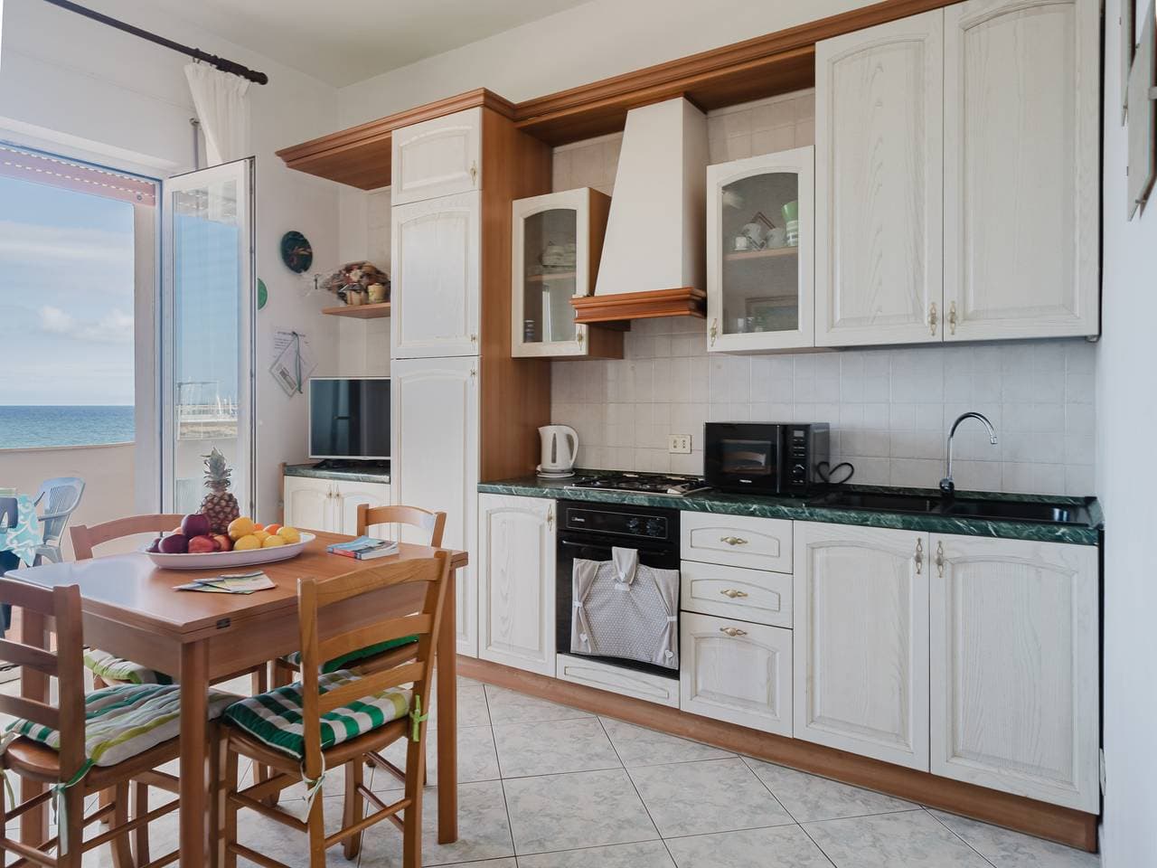 Foto 5 von 32: Atemberaubende Wohnung mit Meerblick auf Sardinien