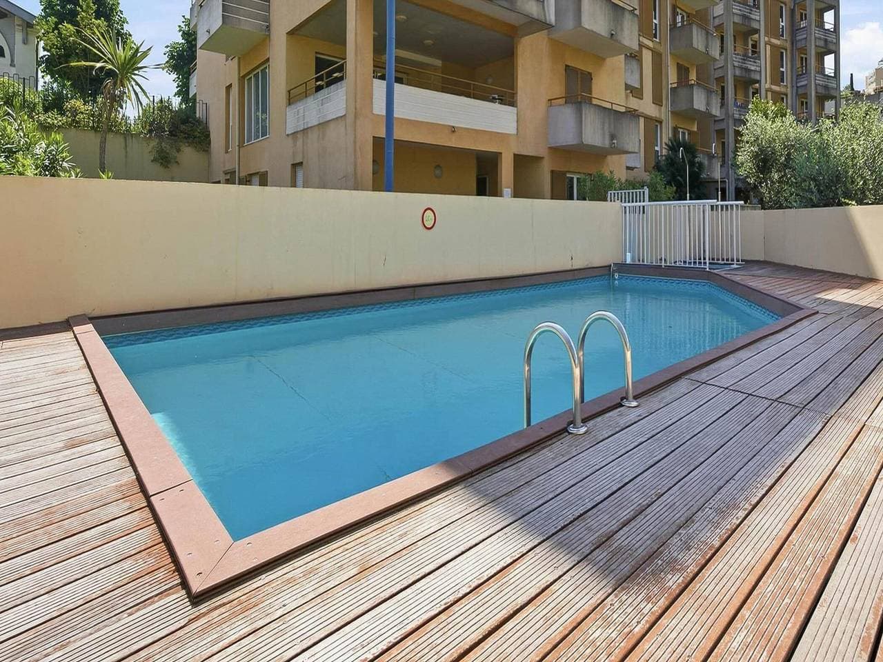 Foto 2 von 17: Komfortabler Rückzugsort an der Riviera mit Pool