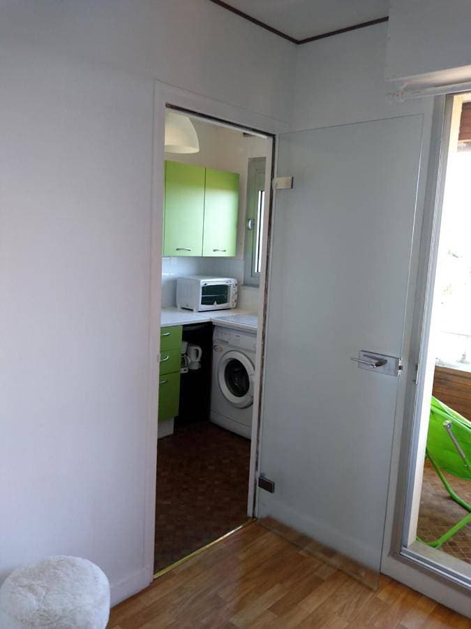 Foto 3 von 25: One-Bedroom Apartment