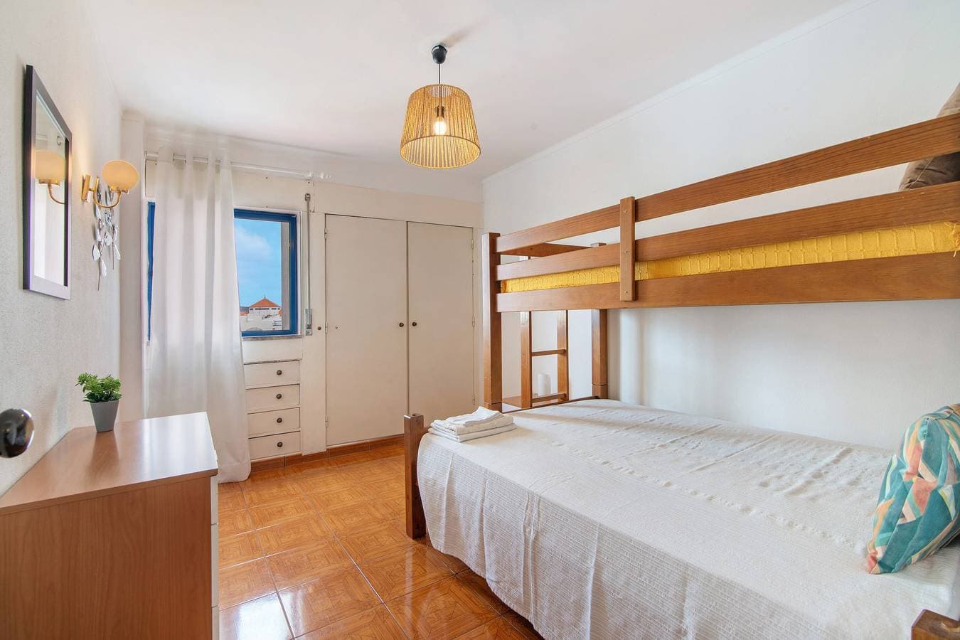 Foto 13 von 23: Ferienwohnung 'T2 2 Linha Praia Vista Mar' mit Meerblick, Balkon und Wi-Fi